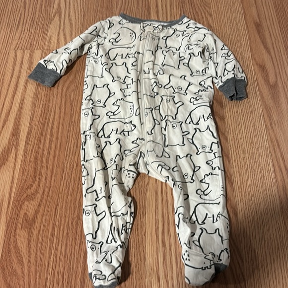 4 Baby sleepers- lightweight and soft. 3-6 months - Picture 6 of 9